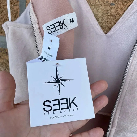 LF Seek the label blush dress medium - Picture 10 of 12
